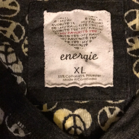XL Peace and Love t-shirt - Picture 3 of 4